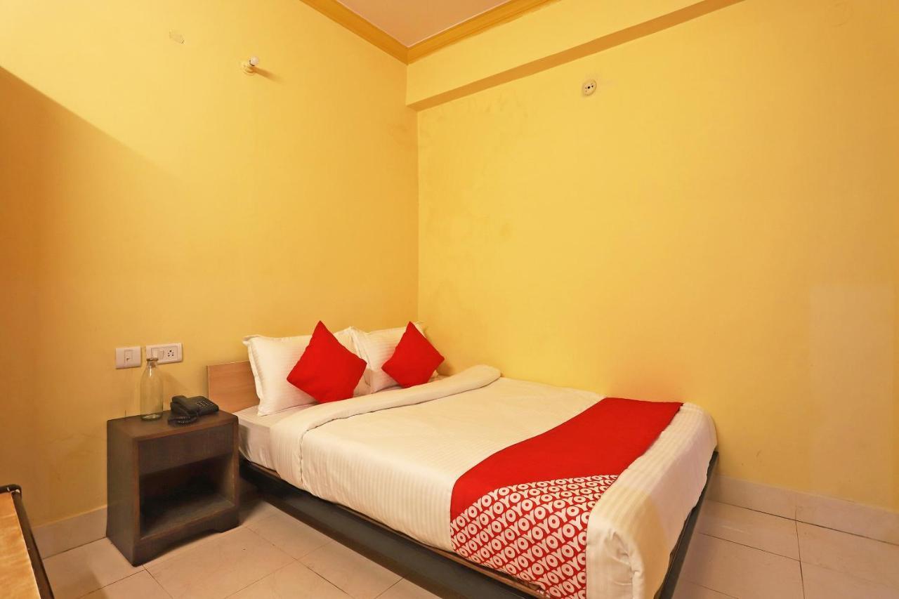 Oyo Flagship 76697 Hotel Park Awadh Lucknow Bagian luar foto