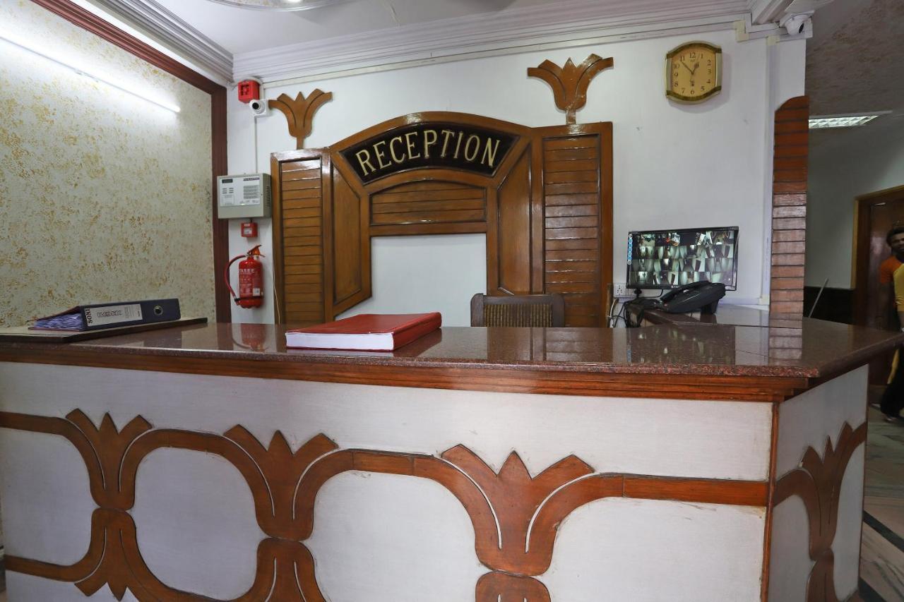 Oyo Flagship 76697 Hotel Park Awadh Lucknow Bagian luar foto